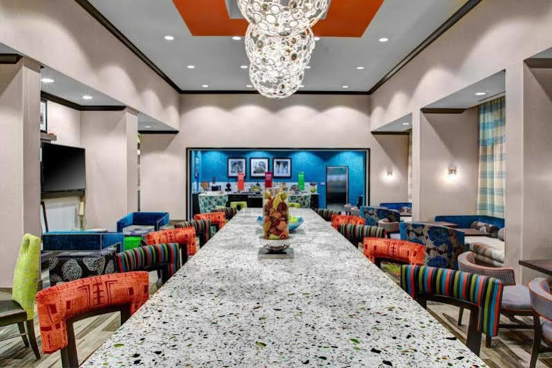 Hampton Inn & Suites By Hilton Atlanta Perimeter ダンウッディ エクステリア 写真