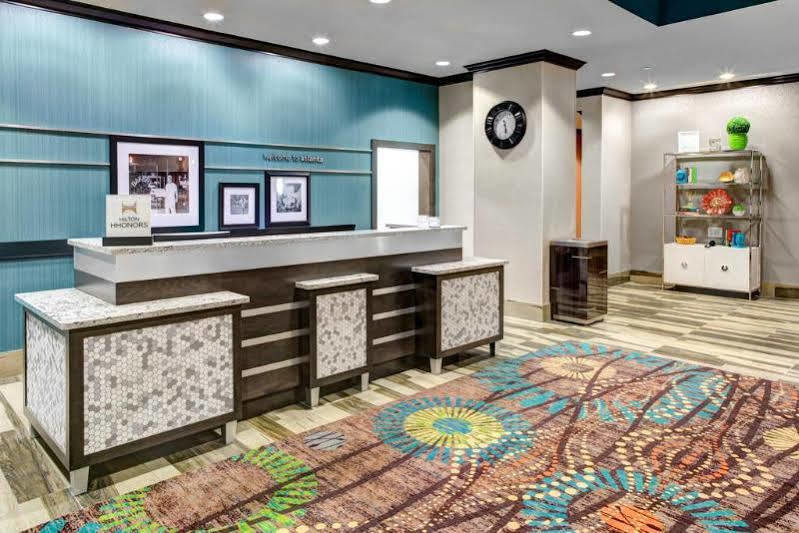Hampton Inn & Suites By Hilton Atlanta Perimeter ダンウッディ エクステリア 写真